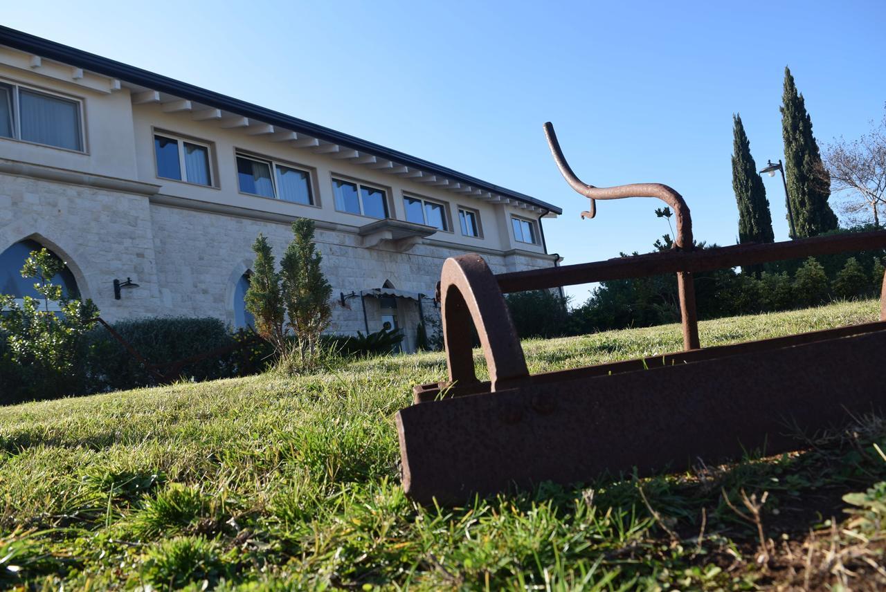 Zyra Garden Club Bed and Breakfast Acquaviva delle Fonti Exteriör bild